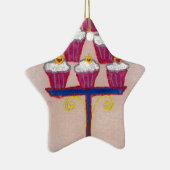 Cupcake Art Print met kersen en roze achtergrond Keramisch Ornament (Rechts)