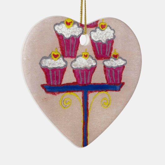 Cupcake Art Print met kersen en roze achtergrond Keramisch Ornament (Rechts)