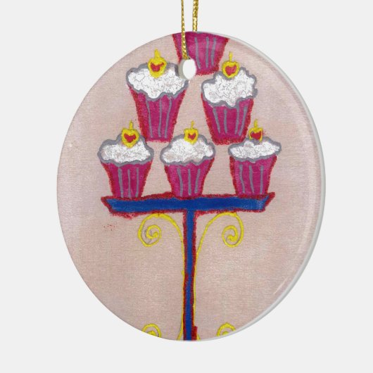 Cupcake Art Print met kersen en roze achtergrond Keramisch Ornament (Links)