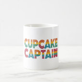 "Cupcake Captain." Koffiemok (Center)