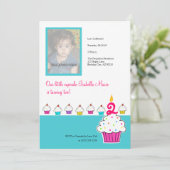 Cupcake Foto-uitnodigingen, Birthday Party Kaart (Staand voorkant)