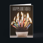 Cupcake met de Kaart van de Verjaardag van de<br><div class="desc">Identiteitskaart van activa: 72884794/Rubberball/Mike Kemp/Cupcake met verjaardagskaarsen</div>