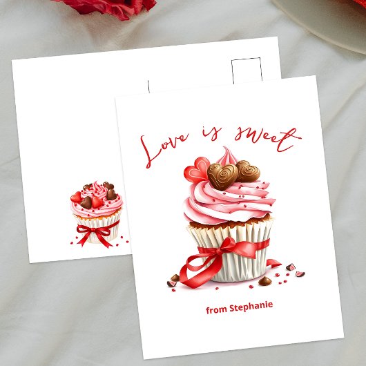 Cupcake met hartchocolaatjes Liefde is zoet Briefkaart