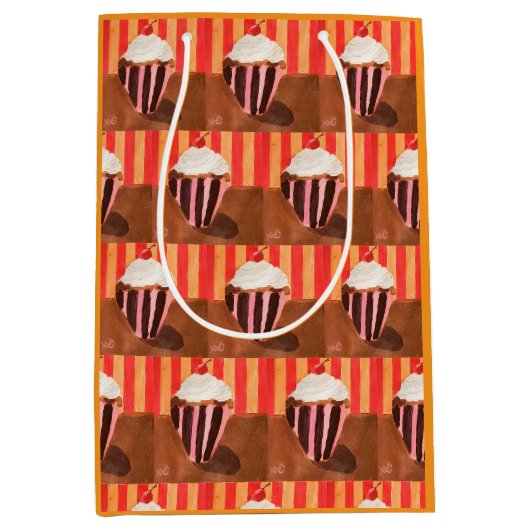 Cupcake met vanille glazuur medium cadeauzakje (Voorkant)
