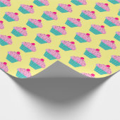 Cupcake Patroon Roze Blauw Geel Cadeaupapier (Hoek)