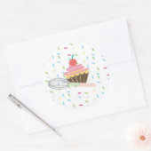 Cupcake Whisk Logo Spikkels Beloning Ronde Sticker (Envelop)