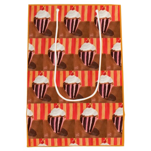 Cupcake with Vanilla Frosting Medium Cadeauzakje (Achterkant)