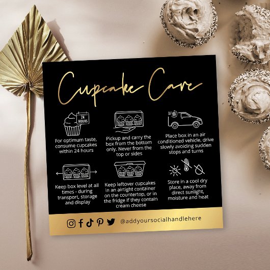 Cupcakes Care Instructies Zwart & Goud Logo Vierkante Visitekaartje