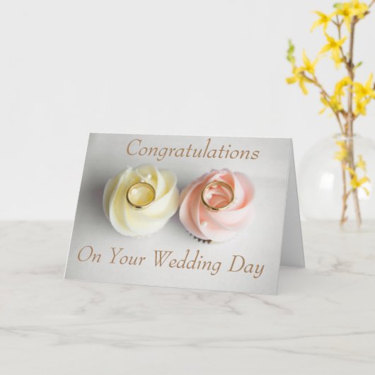 CUPCAKES EN DE GELUKWENSEN VAN HET HUWELIJK VAN KAART (Gele Bloem)