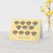 Cupcakes op Maïs Voordelen van Chocolade Verjaarda Kaart (Gele Bloem)