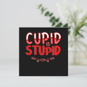 Cupid Is Stupid Anti Valentines Day Heart Gift Kaart (Staand voorkant)