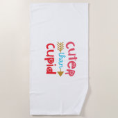 Cupid met een paar cadeautjes strandlaken (Voorkant)