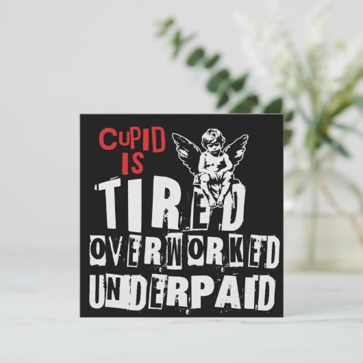 Cupido is moe feestdagenkaart (Staand voorkant)