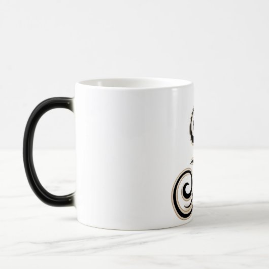 Cups witte letters A Magische Mok (Links)