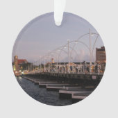 Curaçao Queen Emma Pontoon Bridge in Dusk Ornament (voorkant)