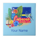 Curaçao retro caribisch eiland met vintage schildp tegeltje<br><div class="desc">Het strandontwerp van Curaçao retro voor vakantie. Curaçao Caraïbisch eiland met schildpad en cocktail souvenir om naar het Caribische eiland te reizen. Kunst op het strand van Curaçao voor Willemstad-vakantie en backpackers. Curaçao in de Caraïben Retro Souvenir Turtle en Cocktail. Curaçao-ontwerp voor backpackers en reis naar Willemstad. Caraïbisch eiland met...</div>