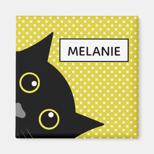 Curieuze zwarte kat gele wandelwand gepersonalisee magneet