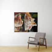 Curiosity in a Fishbowl – The Cat’s Dream Wandkleed (In Situ (horizontaal))