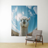 Curious Alpaca onder de zon Wandkleed (In situ)