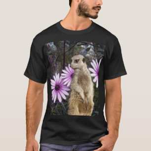 Curious Bloom: Meerkat onder de Paarse madeliefjes T-shirt