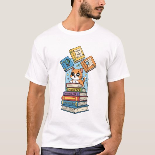 Curious Bookworm Kitten Illustration T-shirt (Voorkant)