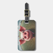 Curious Pig with Barn Custom Bagagelabel (Voorkant verticaal)