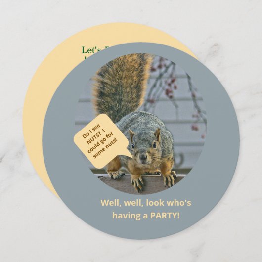 CURIOUS SQUIRREL ON FENCE LOOKING INTO HOUSE KAART (Voorkant / Achterkant)