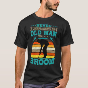 Curling Stone Silhouette Retro  Wintersport T-shirt