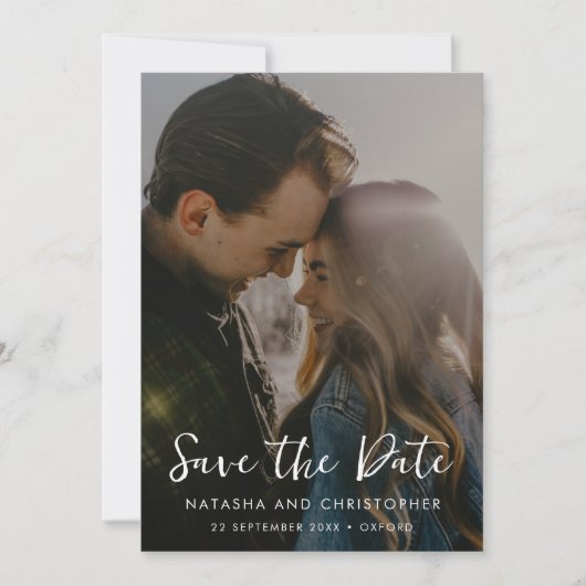 Cursieve handgeschreven overlay verticale foto QR- Save The Date (Voorkant)