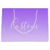 Cursieve scriptnaam en bewerkbare lichte Paarse om Groot Cadeauzakje (Voorkant)