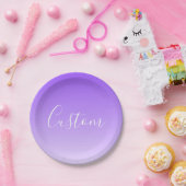 Cursieve scriptnaam en bewerkbare lichte Paarse om Papieren Bordje (Feest)