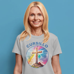 Cursillo Wood Cross met regenboog en wolken T-shirt