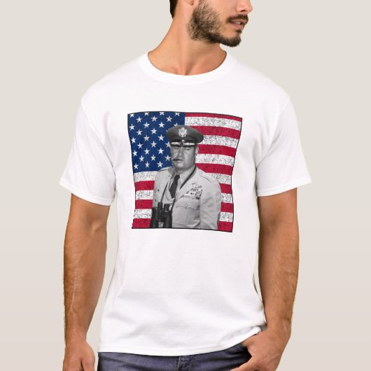 Curtis Lemay en de Amerikaanse vlag T-shirt (Voorkant)