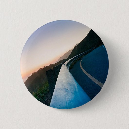 Curve op de weg ronde button 5,7 cm (Voorkant)