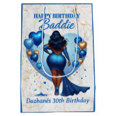 Curvy Afro-Amerikaanse Vrouw Blauw Glam Verjaardag Medium Cadeauzakje (Achterkant)