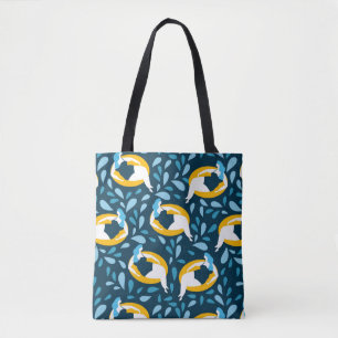 Curvy Girl Swimming Tas