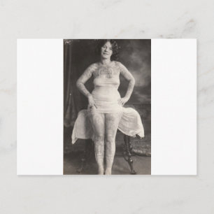 Curvy Tattooed lady Briefkaart