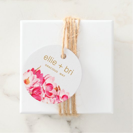 Custom 2" Ronde Roze Magnolia Bloemen Hang Label (In situ)