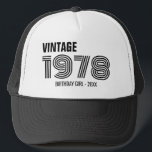 Custom 30th 40th 50th 60th Birthday Squad Trucker Pet<br><div class="desc">Custom 30e 40e 50e 60e Verjaardag Squad Trucker Hat</div>