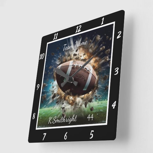 Custom Action Football  Vierkante Klok (Hoek)