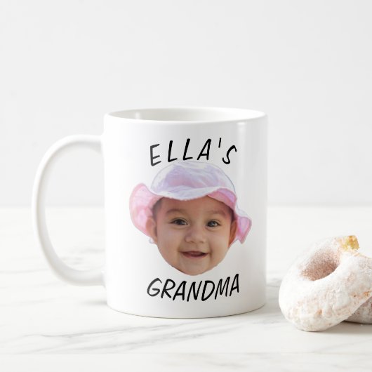 Custom Baby Face Photo Text Grandma Koffiemok (Met donut)
