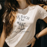 Custom Bachelorette De Bach Club Bruidsmeisje guns T-shirt<br><div class="desc">Match in stijl! Dit aangepaste "Bach Club" T-shirt is de perfecte bruidsmeisje gunst - comfortabel,  trendy,  en klaar voor elk vrijgezellenfeest avontuur.</div>