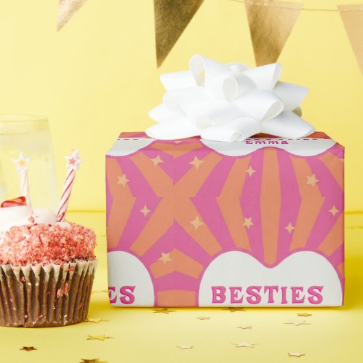 Custom "Besties" Sunburst Personalized Pillow – Em Cadeaupapier (Verjaardagsfeest)
