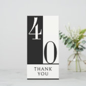 Custom Birthday Black and White Minimalist Bedankkaart (Staand voorkant)