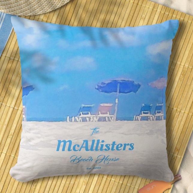 Custom Blue Coastal Beach House Buitenkussen (Creator heeft geüpload)