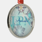 Custom Blue Personalized Name LPN  Metalen Ornament (Rechts)