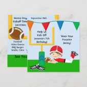 Custom Boy in RedFootball Verjaardag uitnodiging (Voorkant / Achterkant)