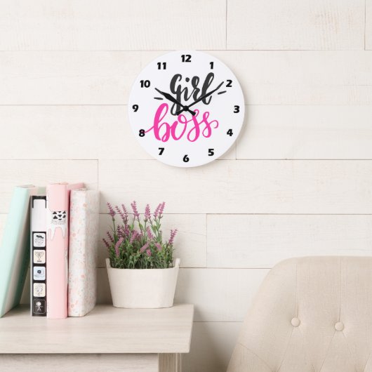 Custom Branded Meisje Boss Roze Zwart 10.75" Rond Grote Klok (Leeskamer)