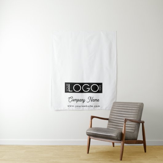 Custom Business Logo Table Runner Banner Retro Wandkleed (In situ)