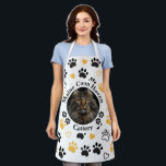 Custom Cattery Maine Coon Photo Apron Schort<br><div class="desc">Promote your cattery in style with this fully customizable photo apron. Designed specifically for professional cat breeders and Maine Coon lovers, this apron features a central circular frame to showcase your favorite feline’s portrait. The design is accented with a playful pattern of gold and black paw prints and delicate hearts,...</div>